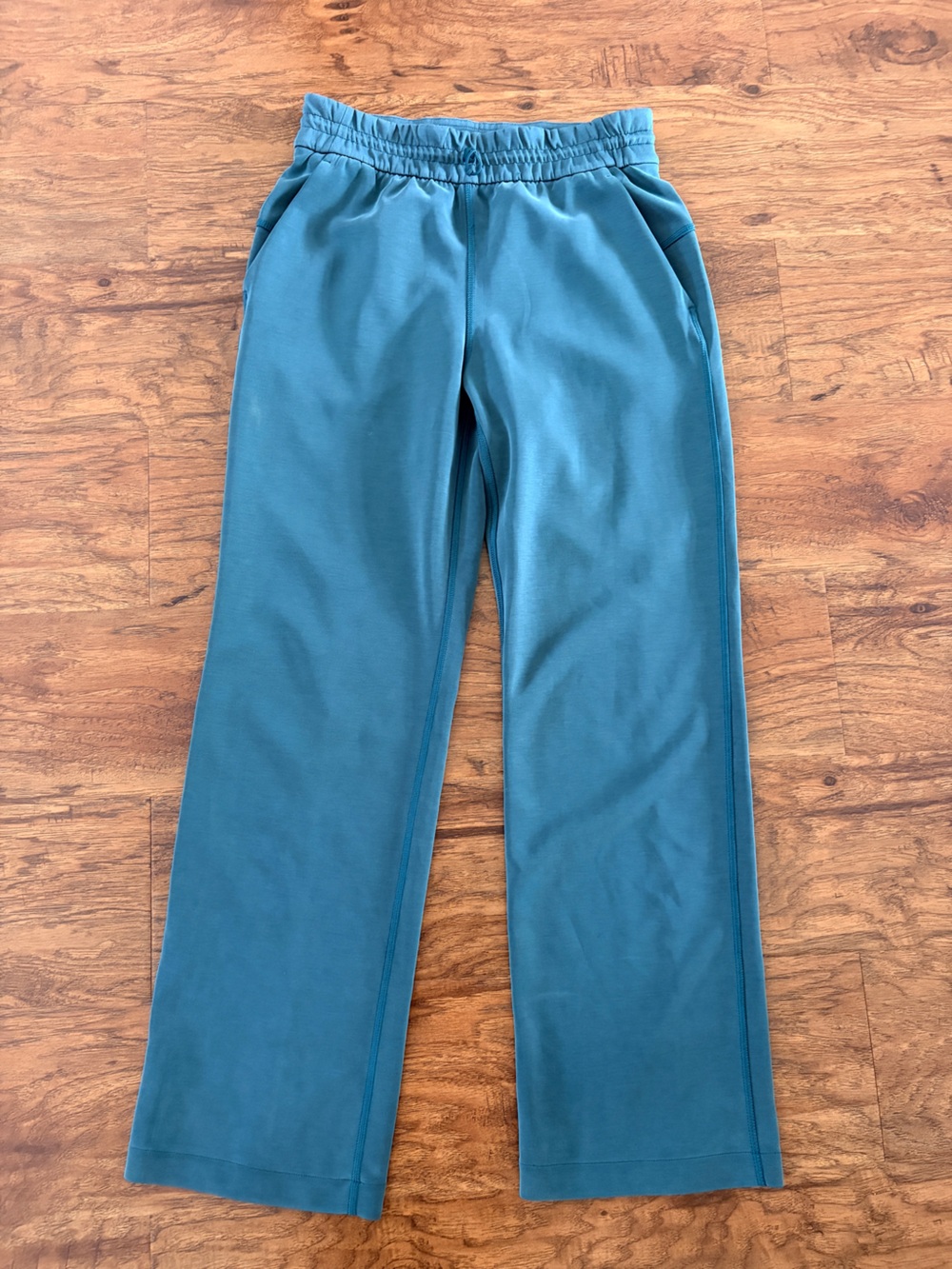 Lululemon teal Softstream Sweatpants size 4
